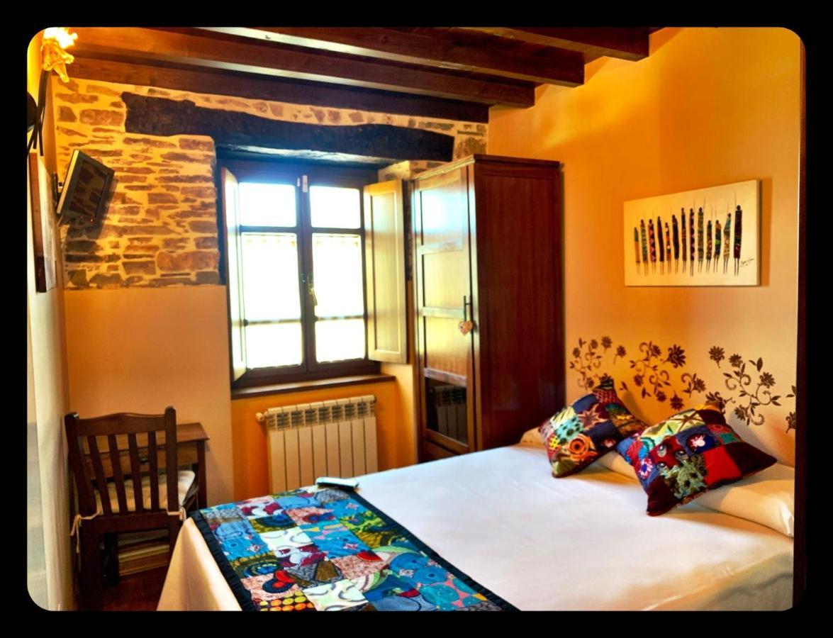 Os Tres Teixos Guest House San Acisclo Exterior foto
