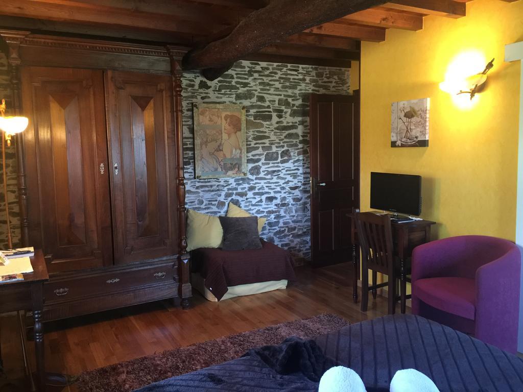 Os Tres Teixos Guest House San Acisclo Exterior foto