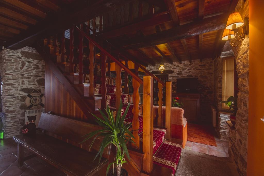 Os Tres Teixos Guest House San Acisclo Exterior foto