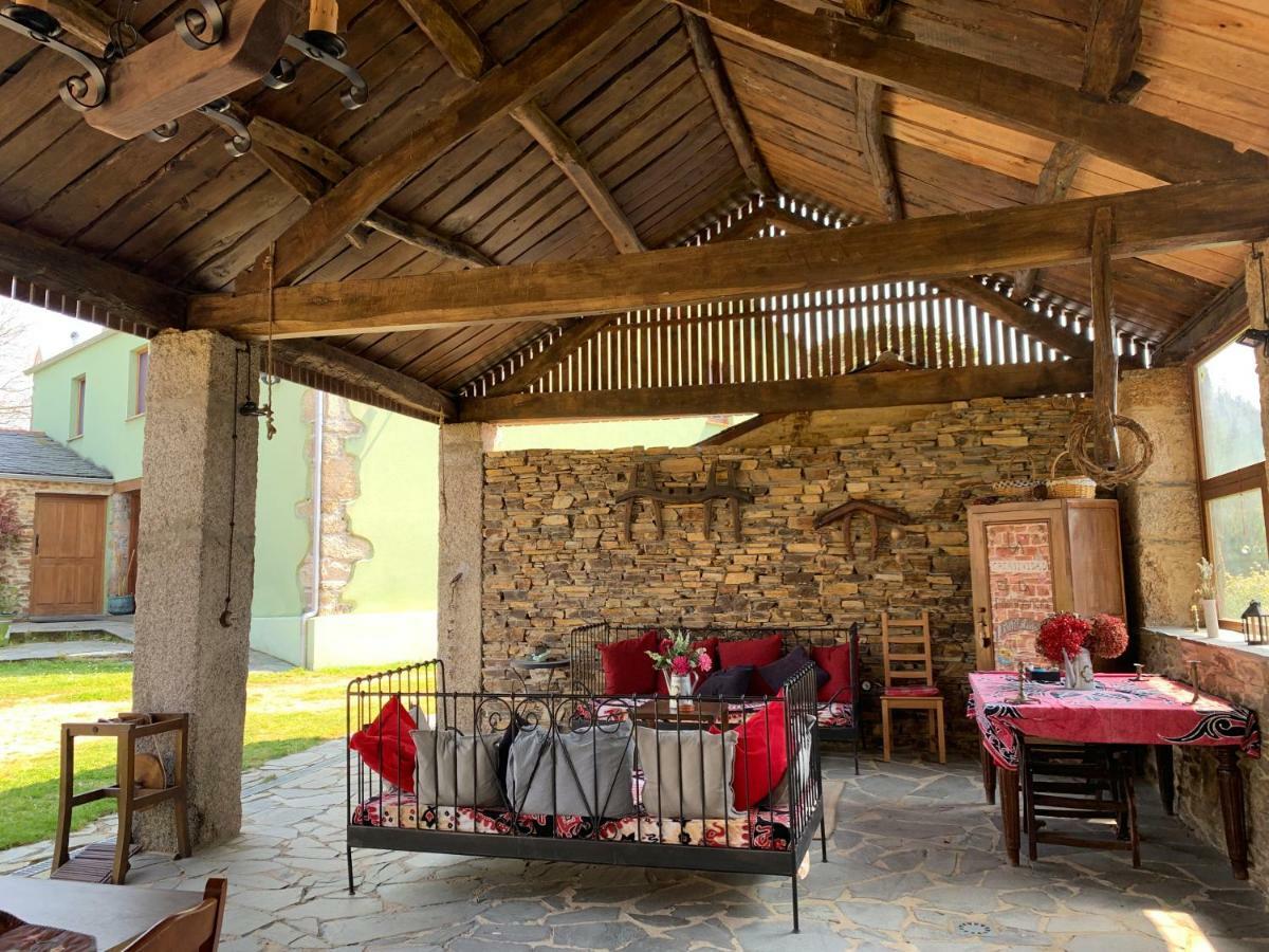 Os Tres Teixos Guest House San Acisclo Exterior foto