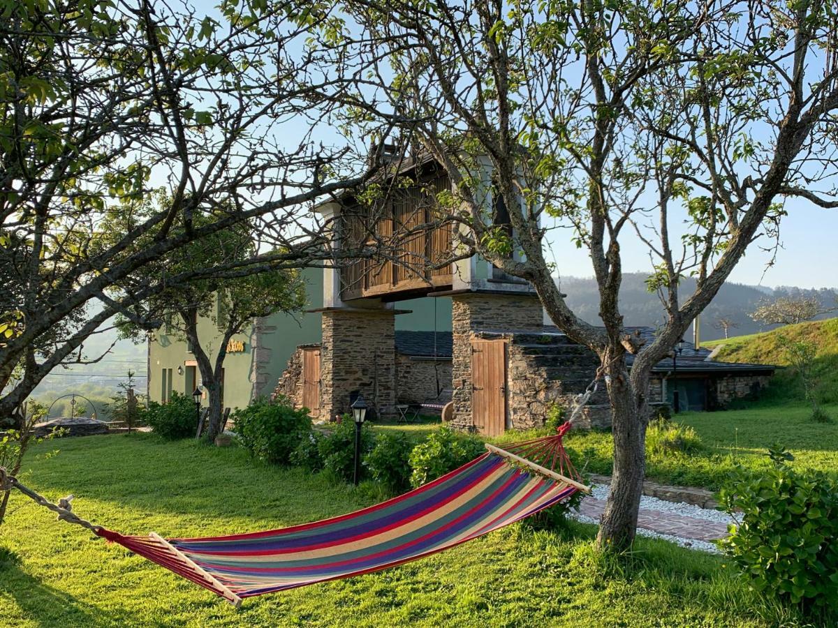 Os Tres Teixos Guest House San Acisclo Exterior foto